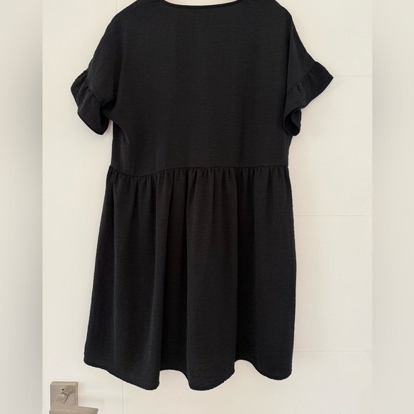 New Look Babydoll Flutter Sleeve Dress, size 8. - Picture 3 of 7